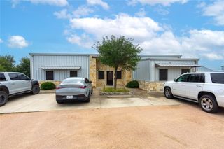 275 Frog Pond LN, Dripping Springs, TX 78620