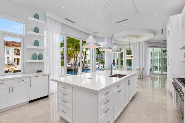 863 Enfield Street, Boca Raton, FL 33487