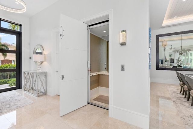 863 Enfield Street, Boca Raton, FL 33487