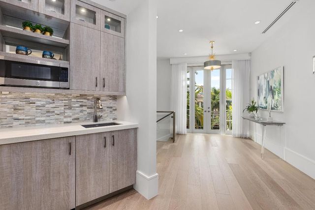 863 Enfield Street, Boca Raton, FL 33487