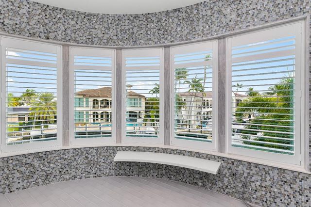 863 Enfield Street, Boca Raton, FL 33487