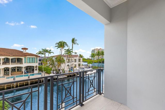 863 Enfield Street, Boca Raton, FL 33487