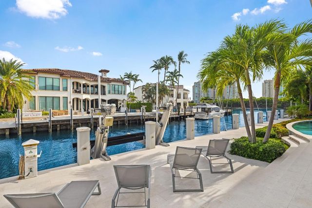 863 Enfield Street, Boca Raton, FL 33487