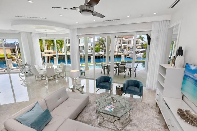 863 Enfield Street, Boca Raton, FL 33487