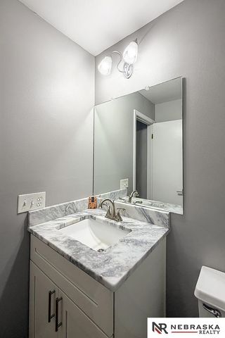 15359 Mason Plaza, Omaha, NE 68154