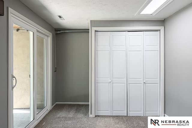 15359 Mason Plaza, Omaha, NE 68154