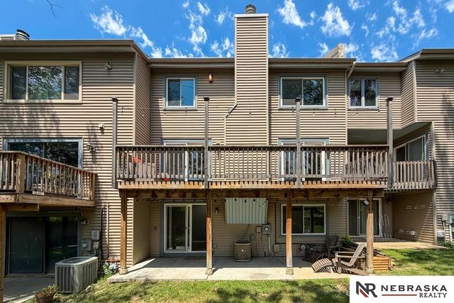 15359 Mason Plaza, Omaha, NE 68154