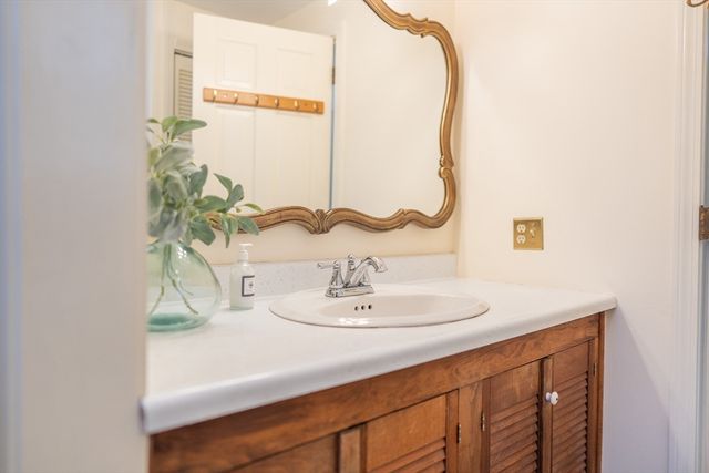 147 Brook Trail Rd, Brewster, MA 02631