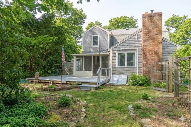 147 Brook Trail Rd, Brewster, MA 02631