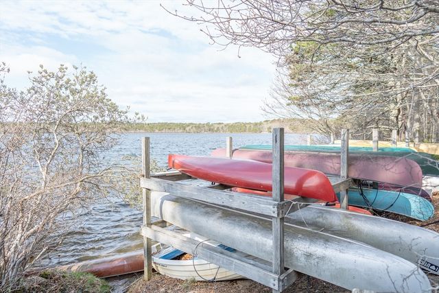 147 Brook Trail Rd, Brewster, MA 02631