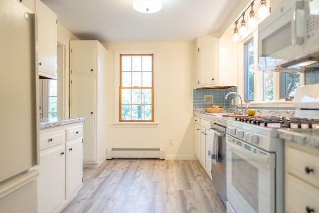 147 Brook Trail Rd, Brewster, MA 02631