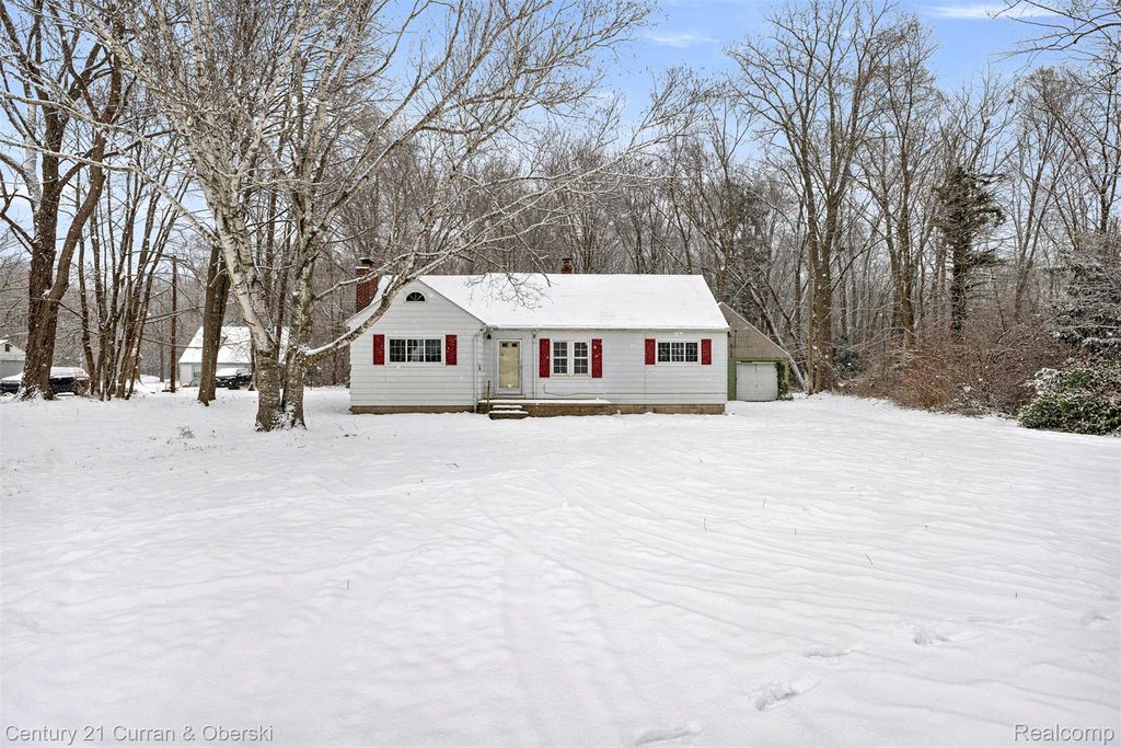 19497 INKSTER ST Road, Brownstown Charter Township, MI 48174