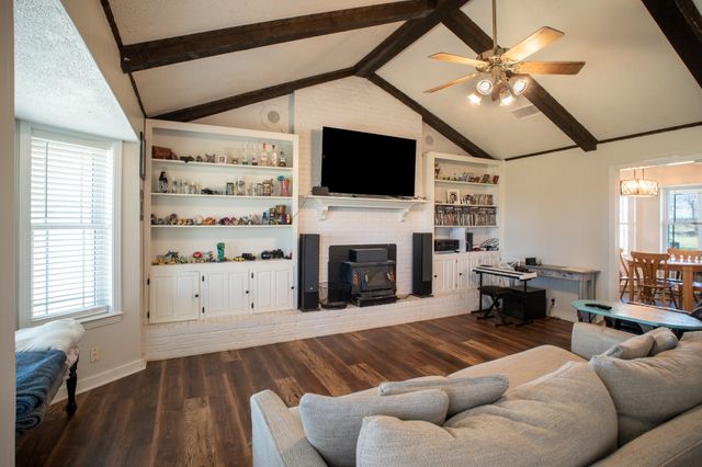 1916 S Hwy 14, Groesbeck, TX 76642