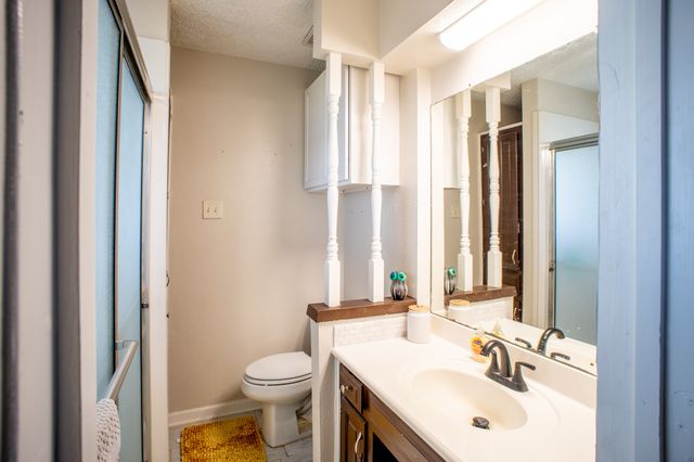 1916 S Hwy 14, Groesbeck, TX 76642