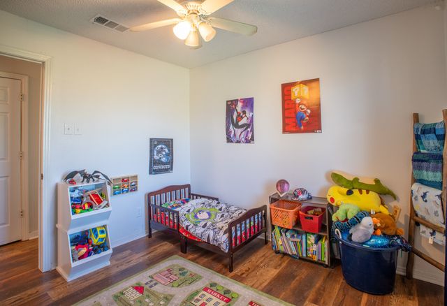 1916 S Hwy 14, Groesbeck, TX 76642