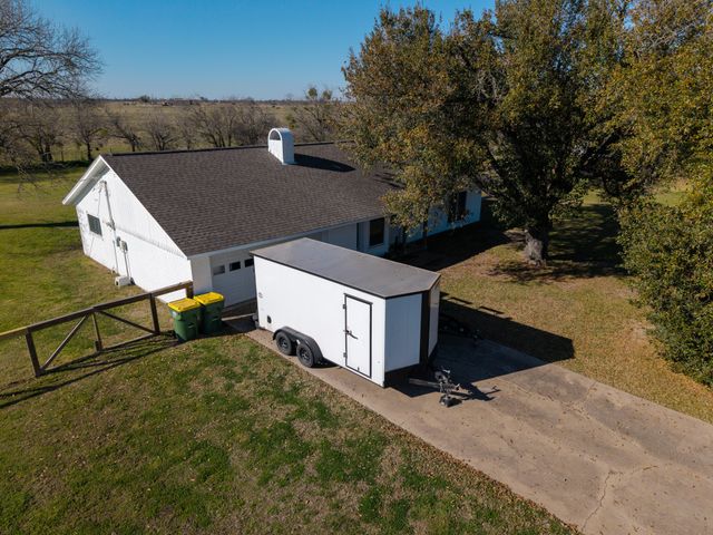 1916 S Hwy 14, Groesbeck, TX 76642