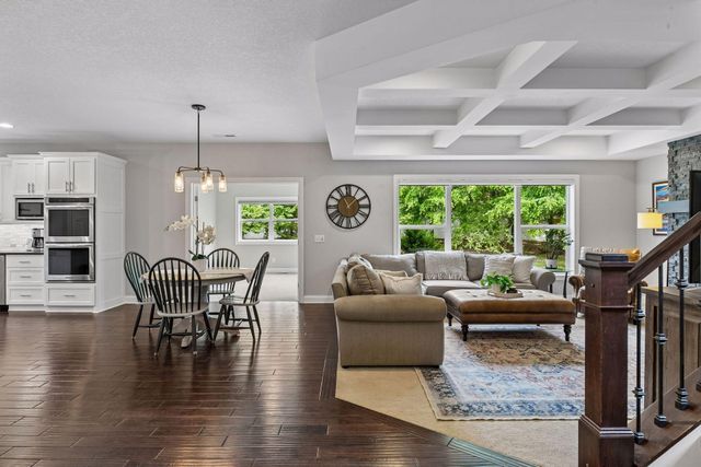 899 Rolling Bluff, Excelsior, MN 55331