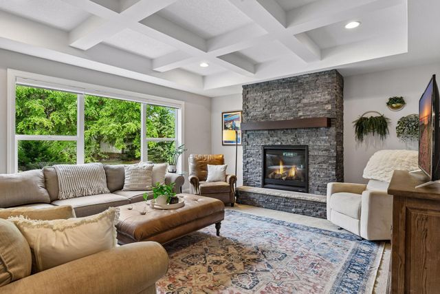 899 Rolling Bluff, Excelsior, MN 55331