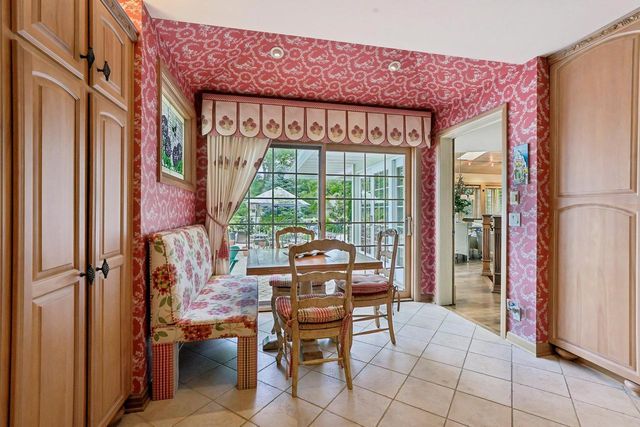 702 Glenwood Court, Jefferson, WI 53549