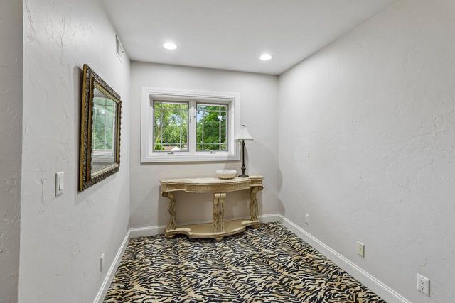 702 Glenwood Court, Jefferson, WI 53549