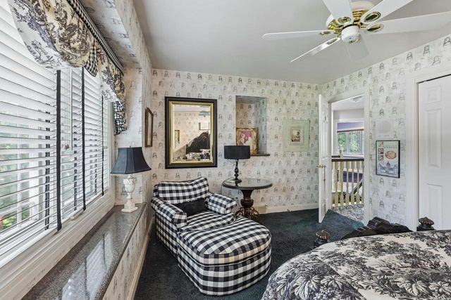 702 Glenwood Court, Jefferson, WI 53549