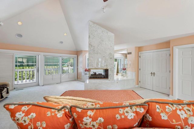702 Glenwood Court, Jefferson, WI 53549