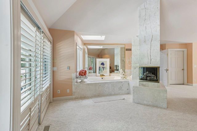702 Glenwood Court, Jefferson, WI 53549