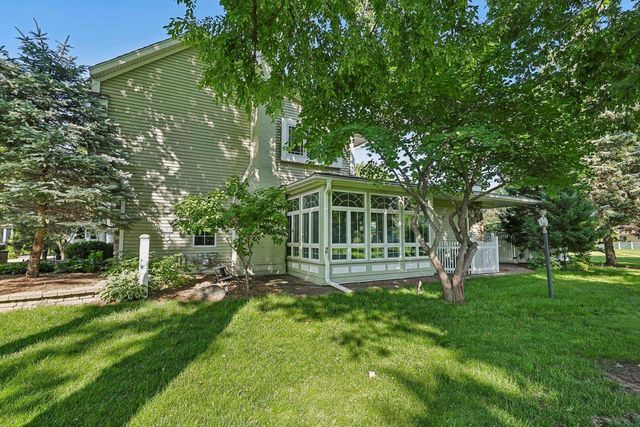 702 Glenwood Court, Jefferson, WI 53549