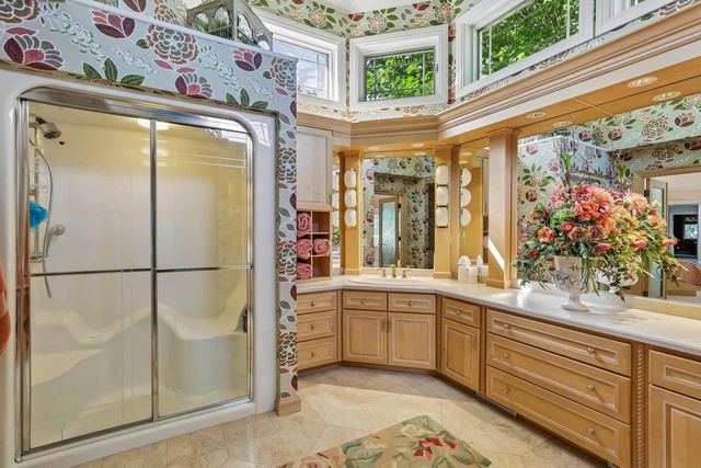702 Glenwood Court, Jefferson, WI 53549