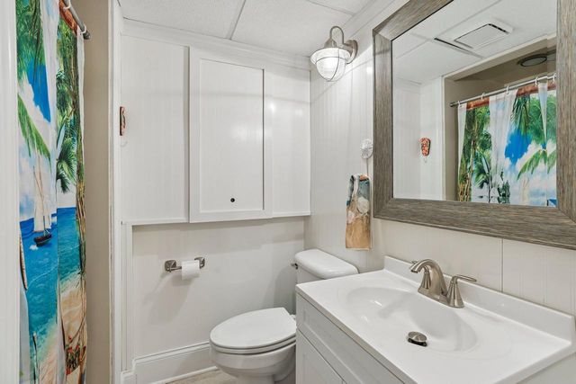 702 Glenwood Court, Jefferson, WI 53549