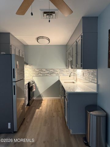 874A Balmoral Court, Lakewood, NJ 08701