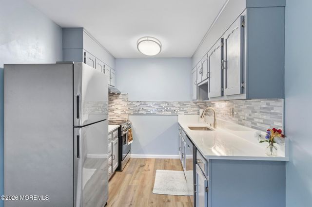 874A Balmoral Court, Lakewood, NJ 08701