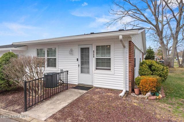 874A Balmoral Court, Lakewood, NJ 08701