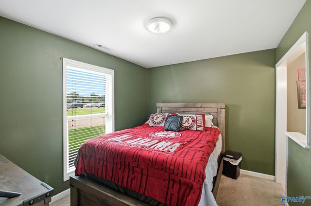213 Smokey Hills Court, New Market, AL 35761