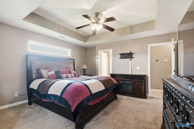 213 Smokey Hills Court, New Market, AL 35761