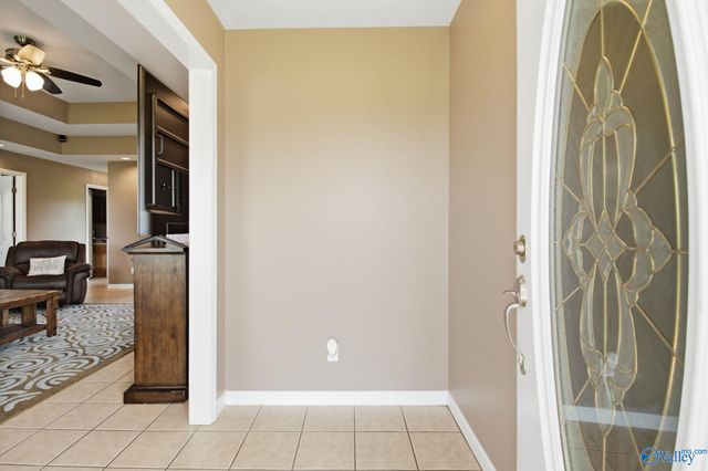 213 Smokey Hills Court, New Market, AL 35761