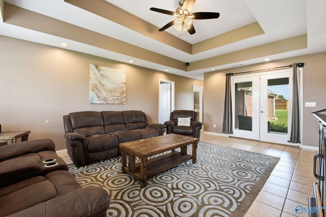 213 Smokey Hills Court, New Market, AL 35761