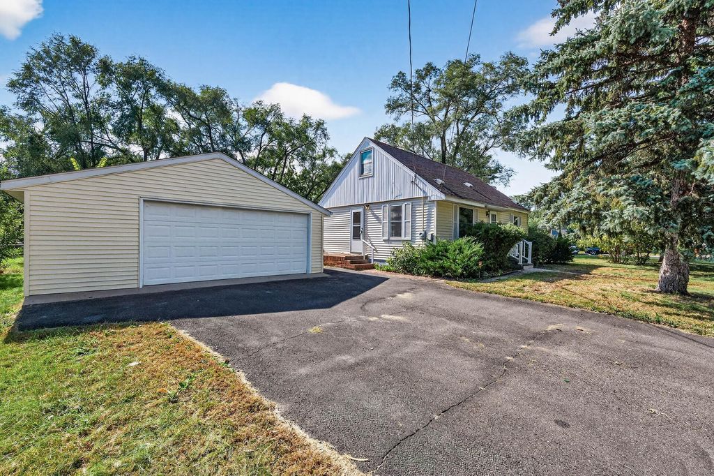 151 E 84th Street, Bloomington, MN 55420