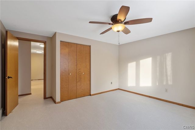 105 Lancelot Lane, Camillus, NY 13031