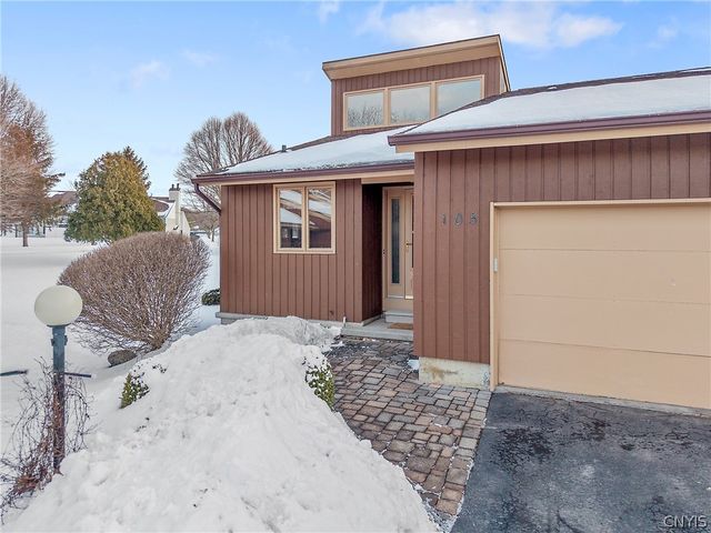 105 Lancelot Lane, Camillus, NY 13031