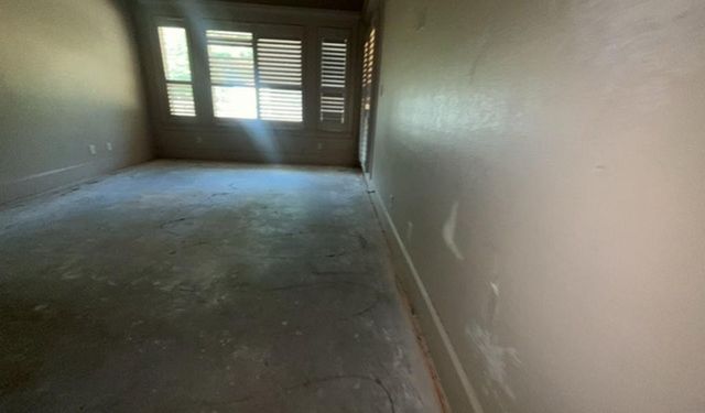 17030 N Mesa Drive, Splendora, TX 77372