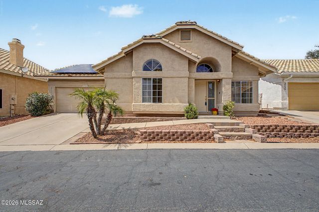 3740 W Koshare Lane, Tucson, AZ 85742