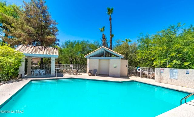 3740 W Koshare Lane, Tucson, AZ 85742