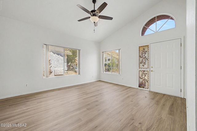 3740 W Koshare Lane, Tucson, AZ 85742