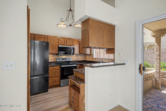 3740 W Koshare Lane, Tucson, AZ 85742