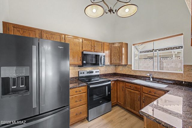3740 W Koshare Lane, Tucson, AZ 85742