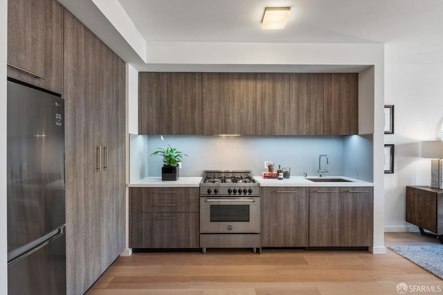 870 Harrison Street 202, San Francisco, CA 94107