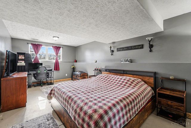 317 Robin Avenue, Mt Orab, OH 45154