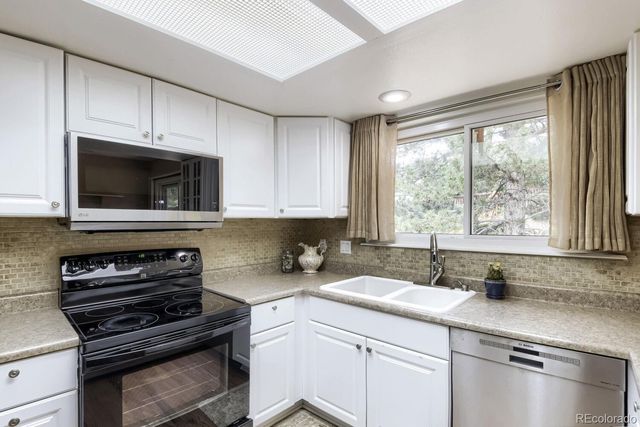 9062 Woodland Drive, Littleton, CO 80126