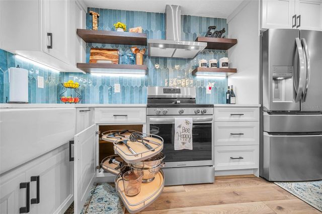 3460 COUNTRYSIDE BOULEVARD 44, Clearwater, FL 33761